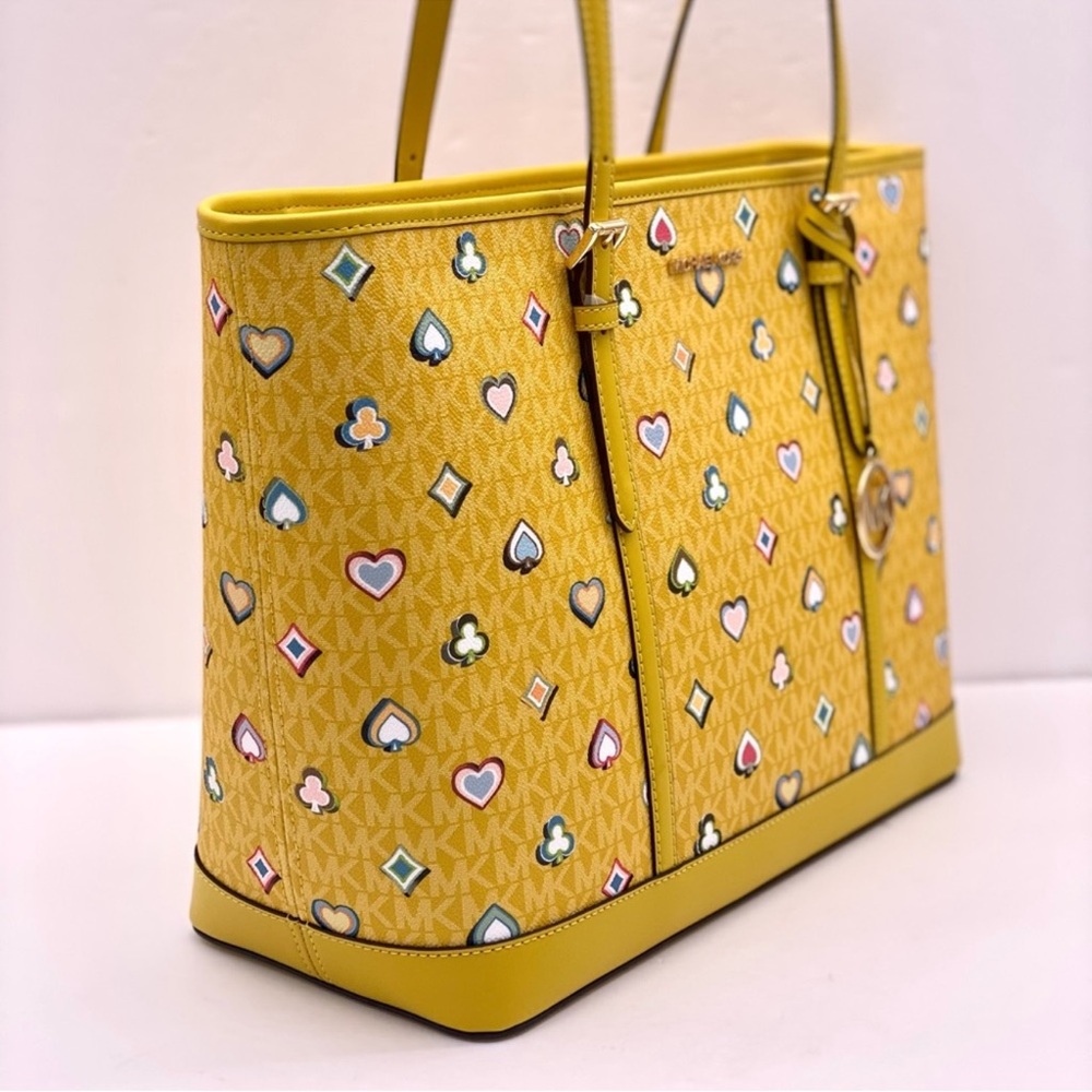 Michael Kors Yellow Heart Pattern Tote
Shoulder Bag Large - Picture 2 of 11